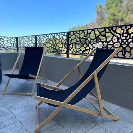 Apartman T2 Jacuzzi Et Vue *